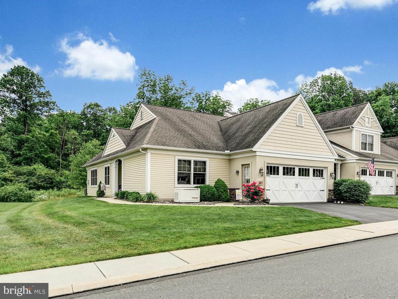 1062 Villa Drive - Photo 1