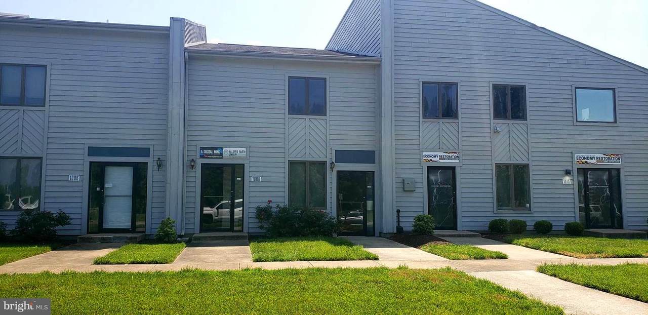 1008 Butterworth Court - Photo 1
