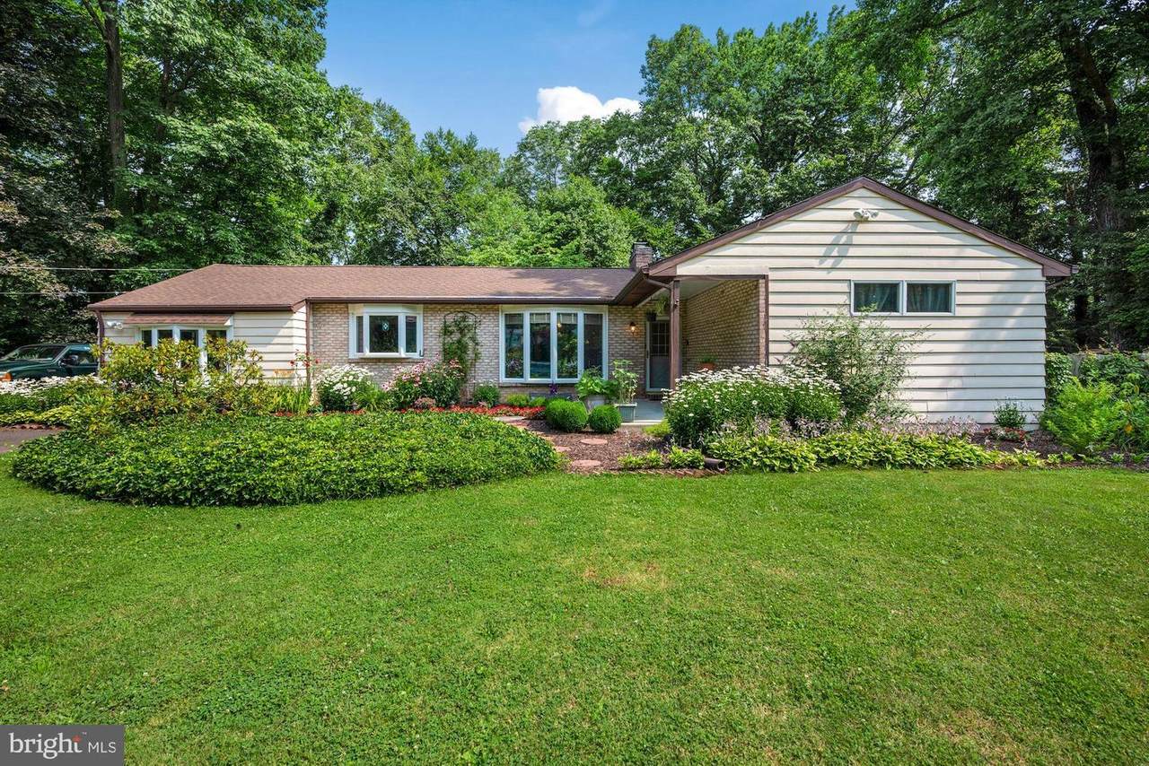3 Brookdale Drive - Photo 1