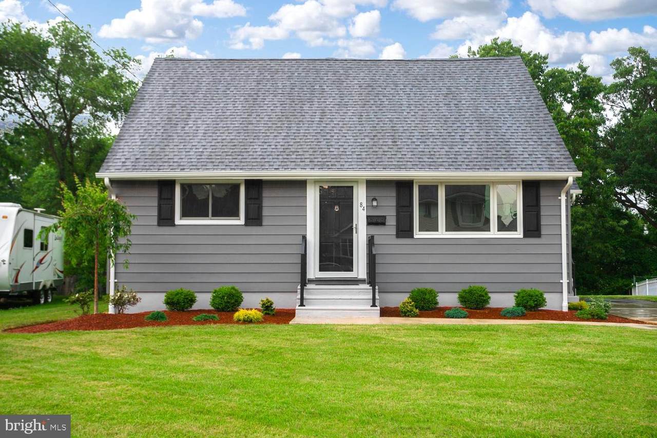 84 Eaton Road - Photo 1