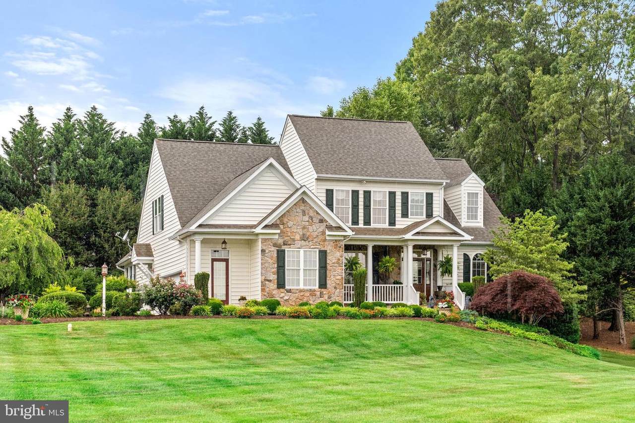 19088 Clair Manor Drive - Photo 1