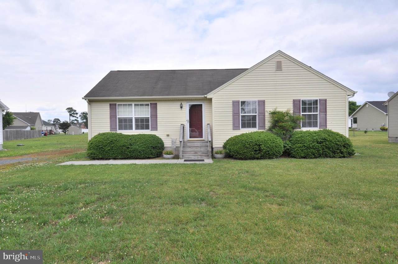 1403 Cedar Street - Photo 1