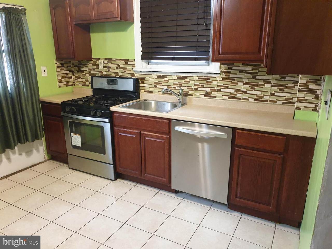 4737 Oakmont Street - Photo 1