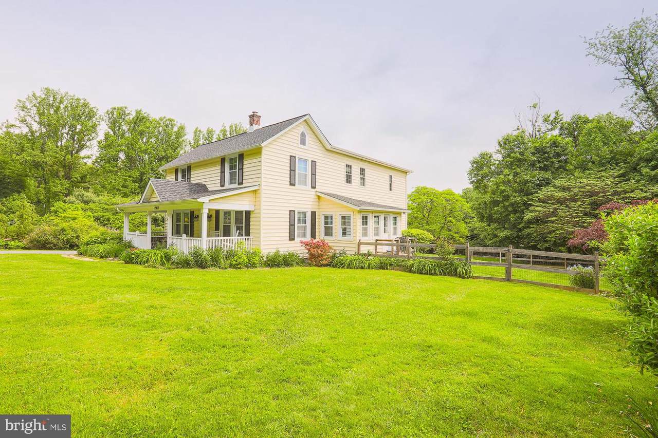 17419 Troyer Road - Photo 1