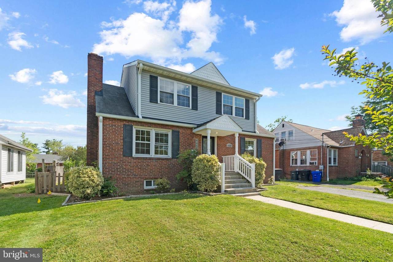 5826 5TH Street - Photo 1