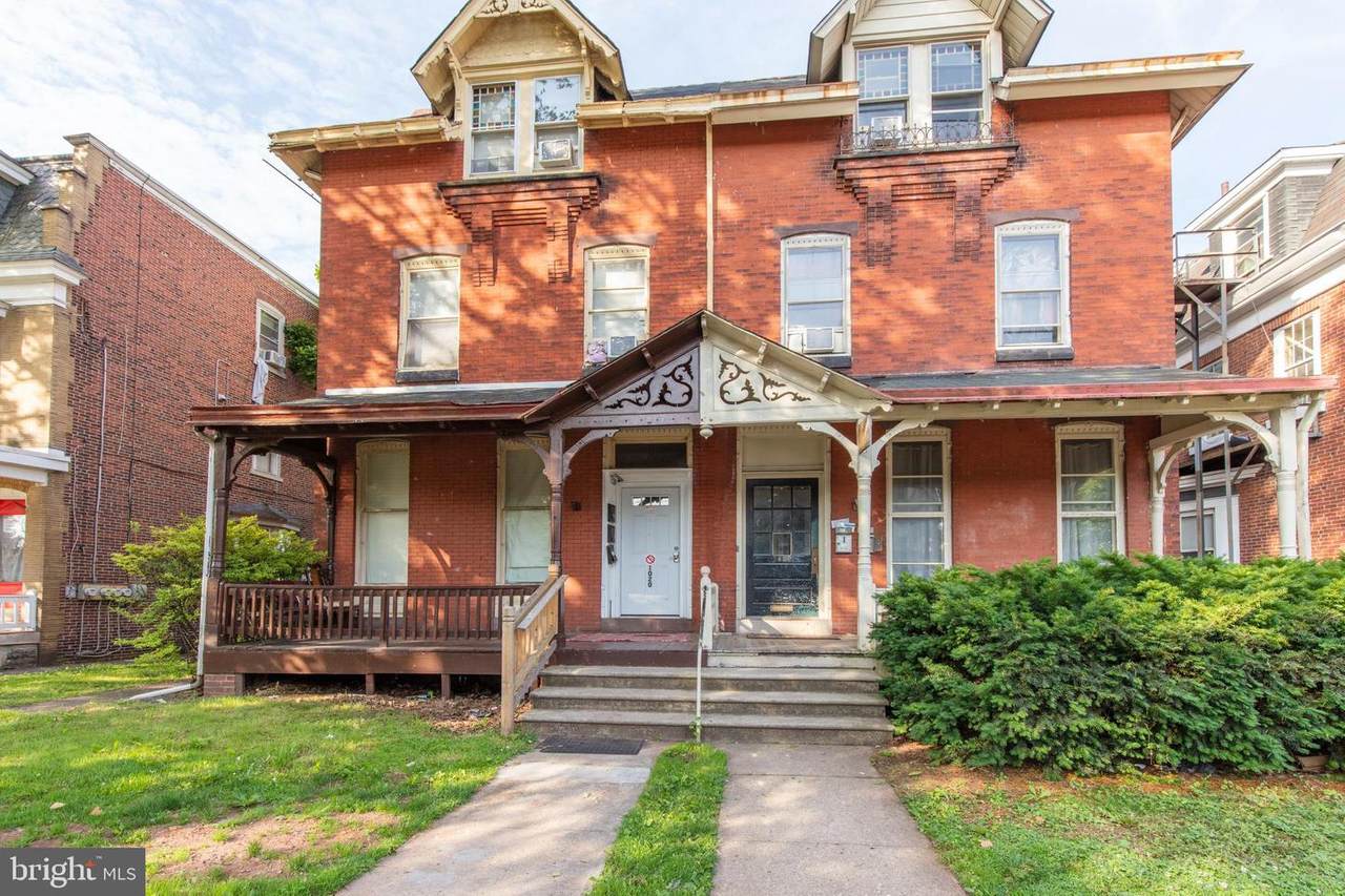 1020 Main Street - Photo 1