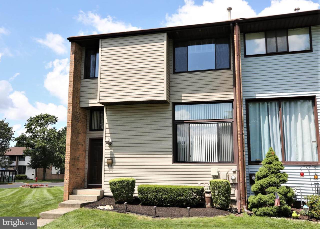 362 Iverson Place - Photo 1