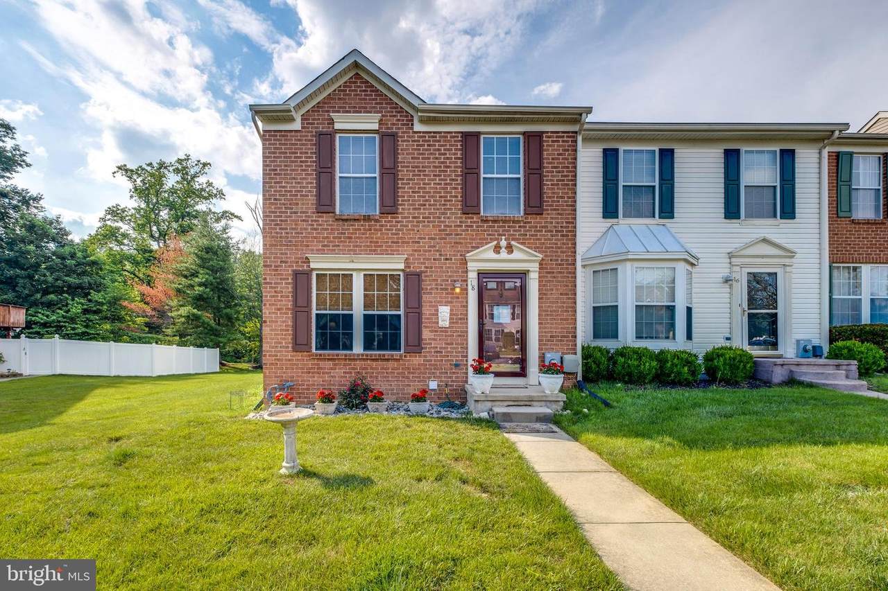 18 Yorktown Court - Photo 1