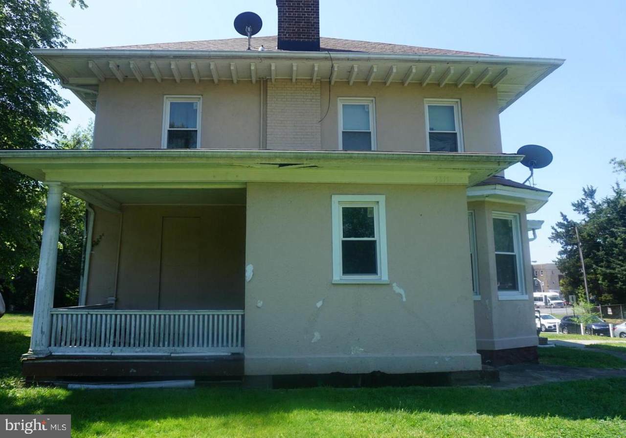 3311 Elgin Avenue - Photo 1