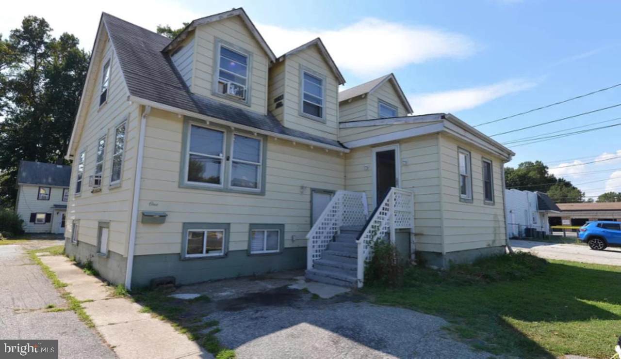 1 - 1 1/2 Oliver Avenue - Photo 1