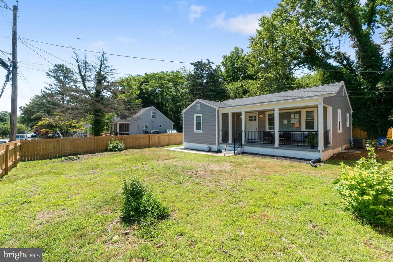 1001 Monroe Street - Photo 1