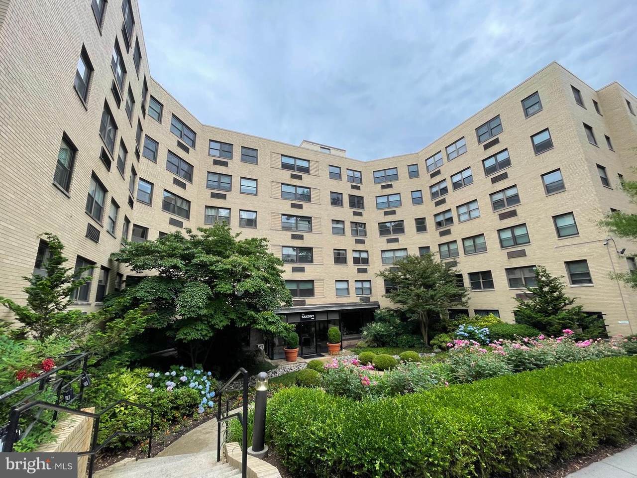 1801 Clydesdale Place - Photo 1