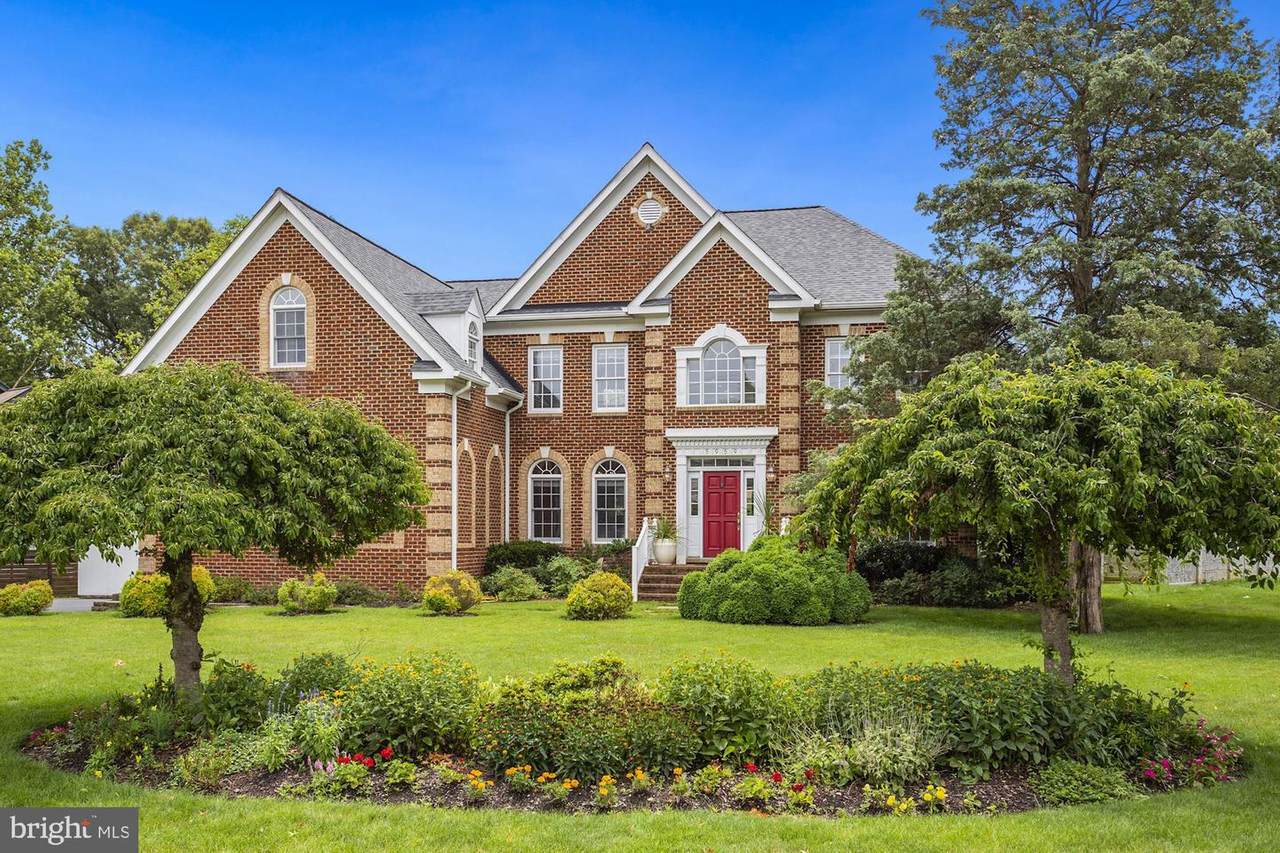 5959 Kathmoor Drive - Photo 1
