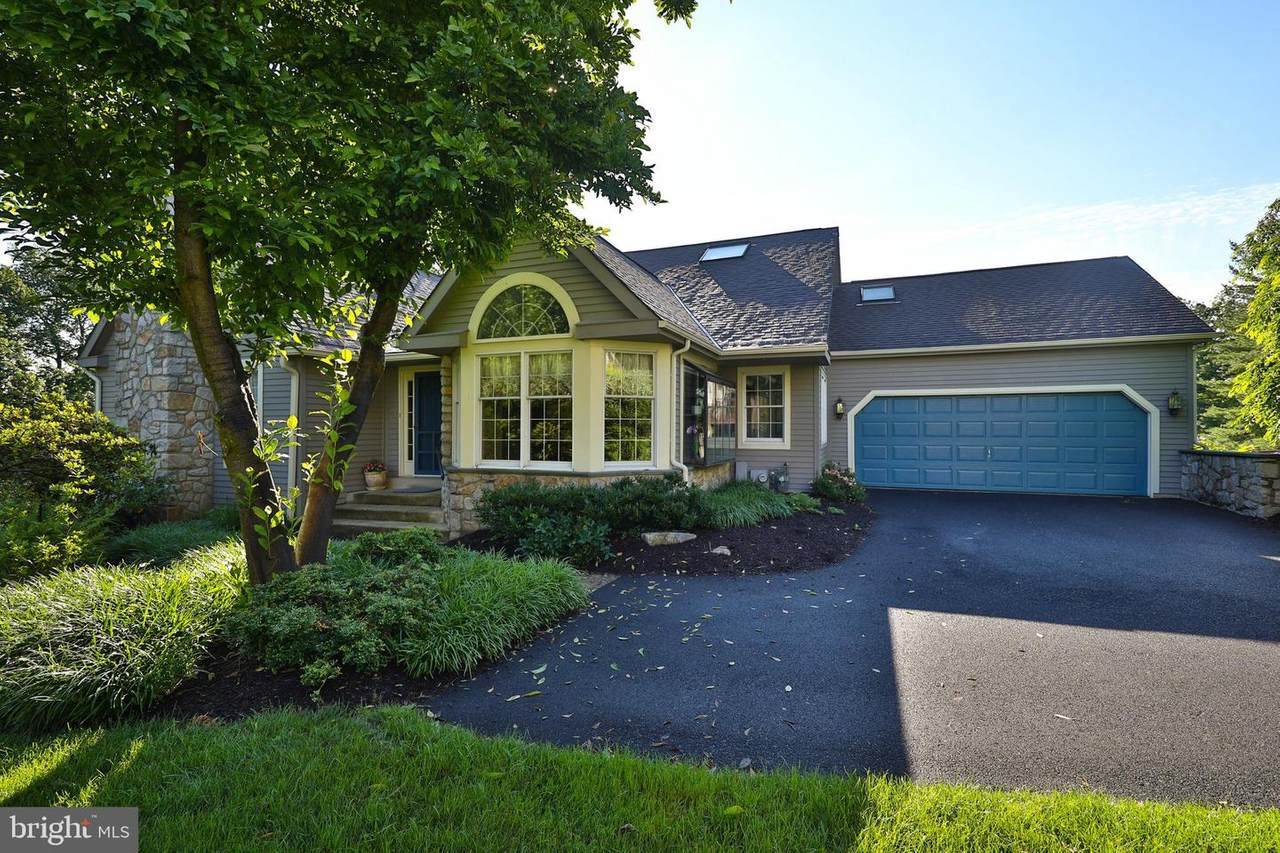 1768 Oak Hill Drive - Photo 1