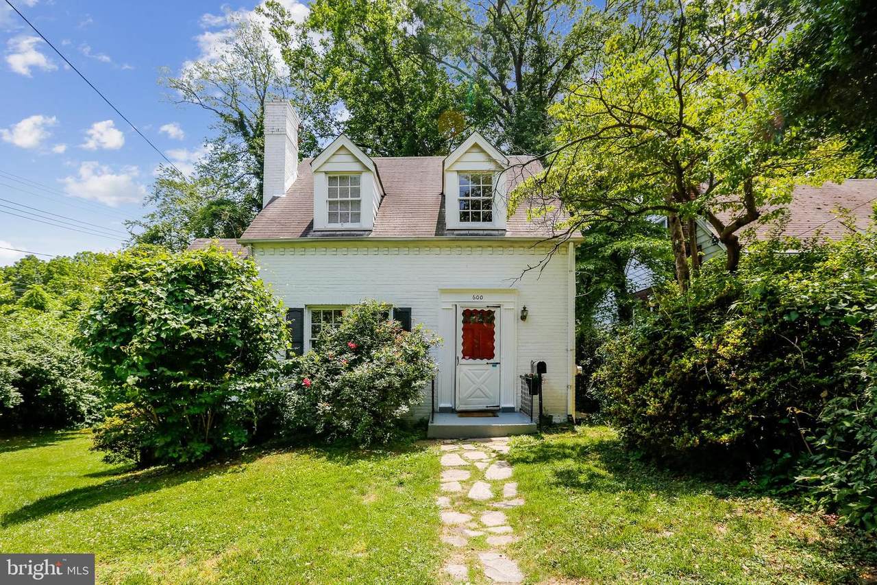 600 Forest Glen Road - Photo 1