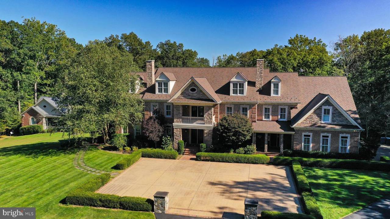 8225 Wolf Run Shoals - Photo 1