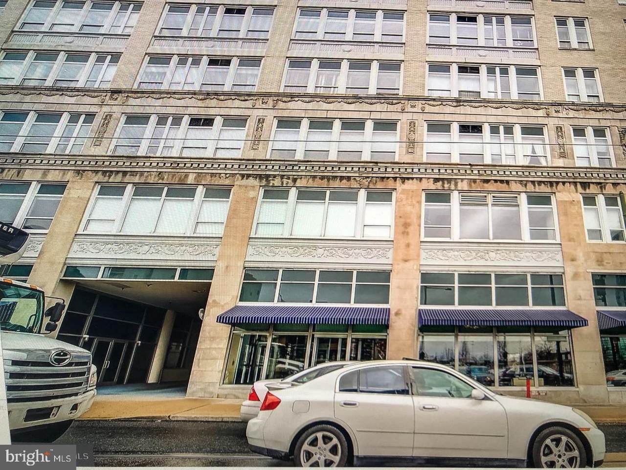 1100 Vine Street - Photo 1