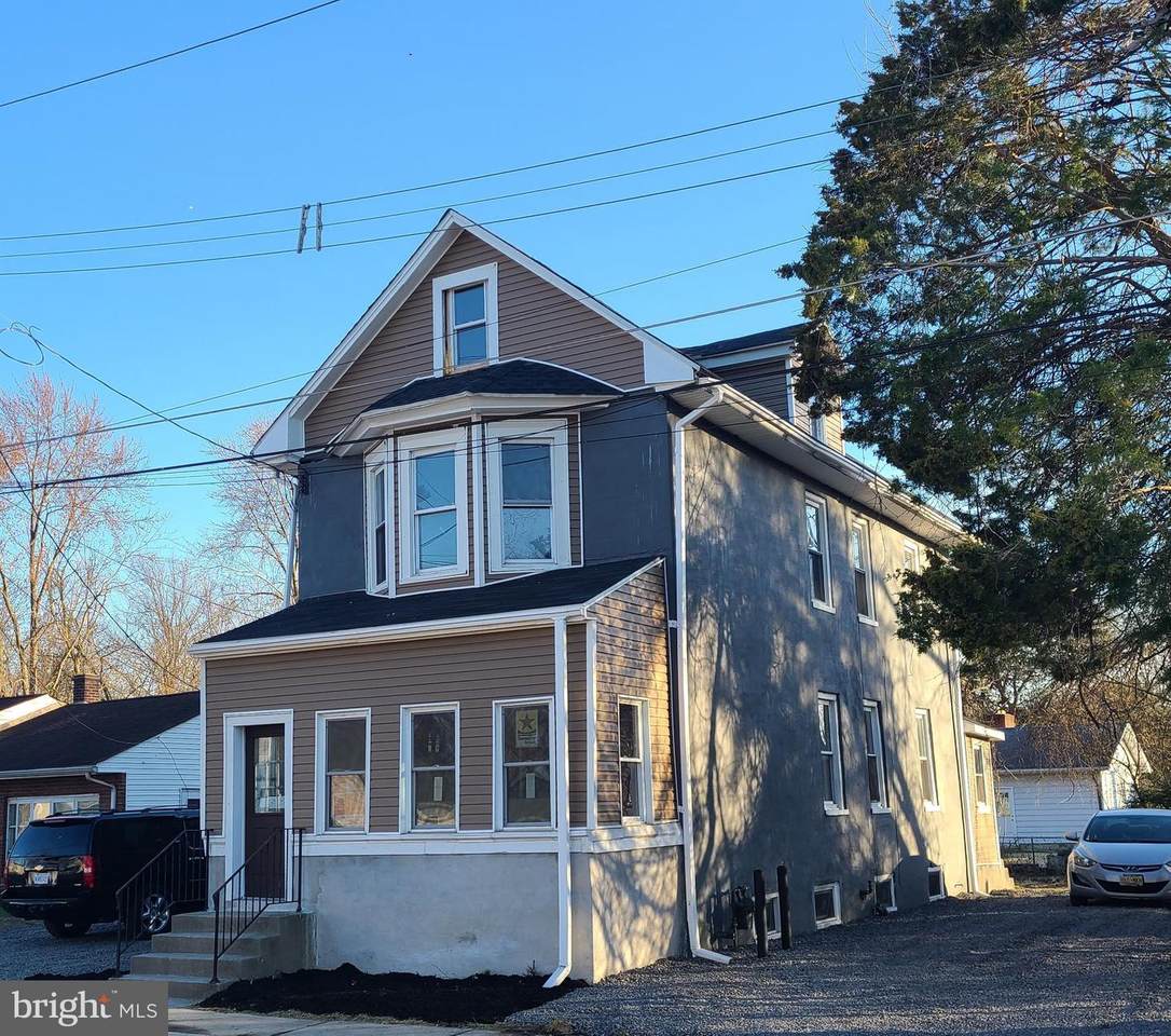 63 Packard Avenue - Photo 1