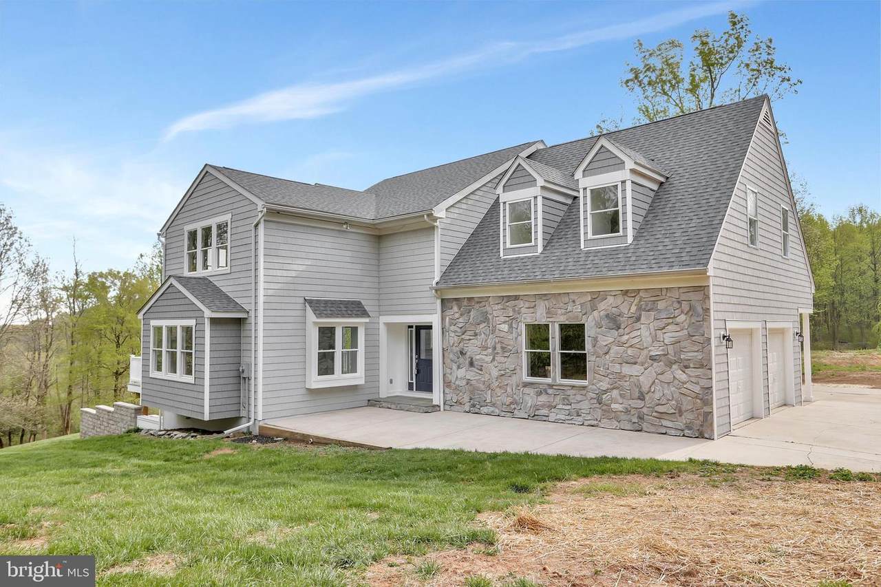 9640 Frostown Road - Photo 1