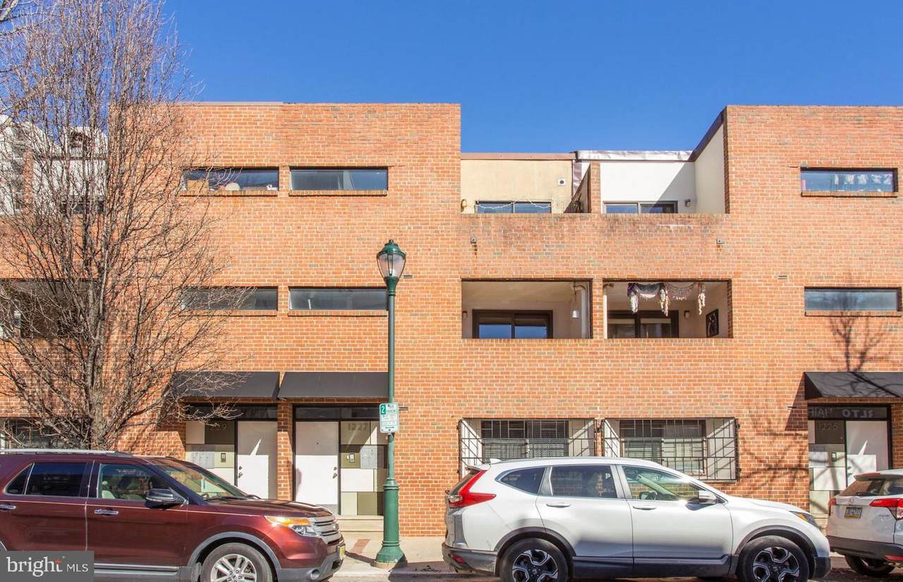 1227 South Street - Photo 1