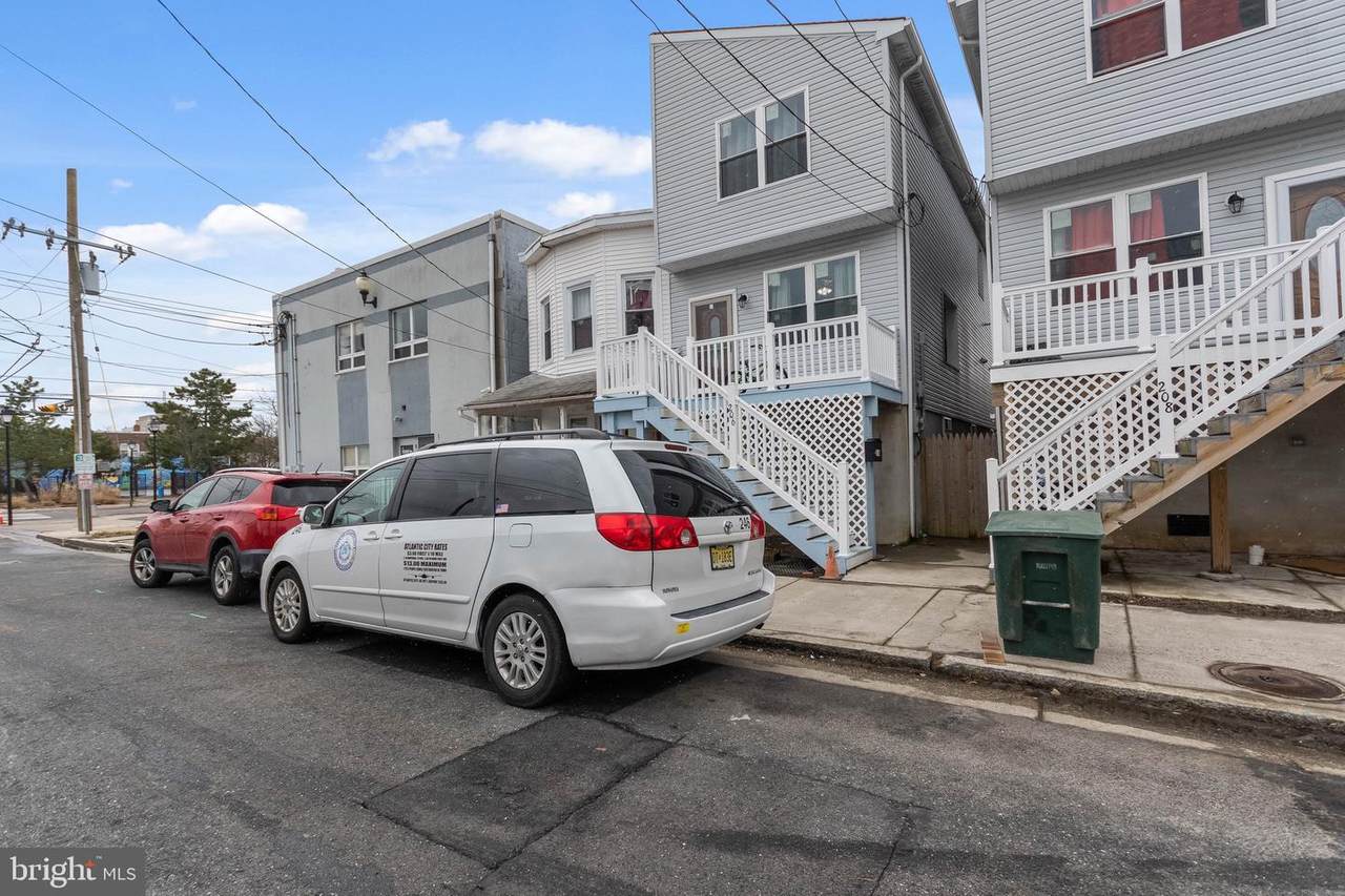 206 Texas Avenue - Photo 1