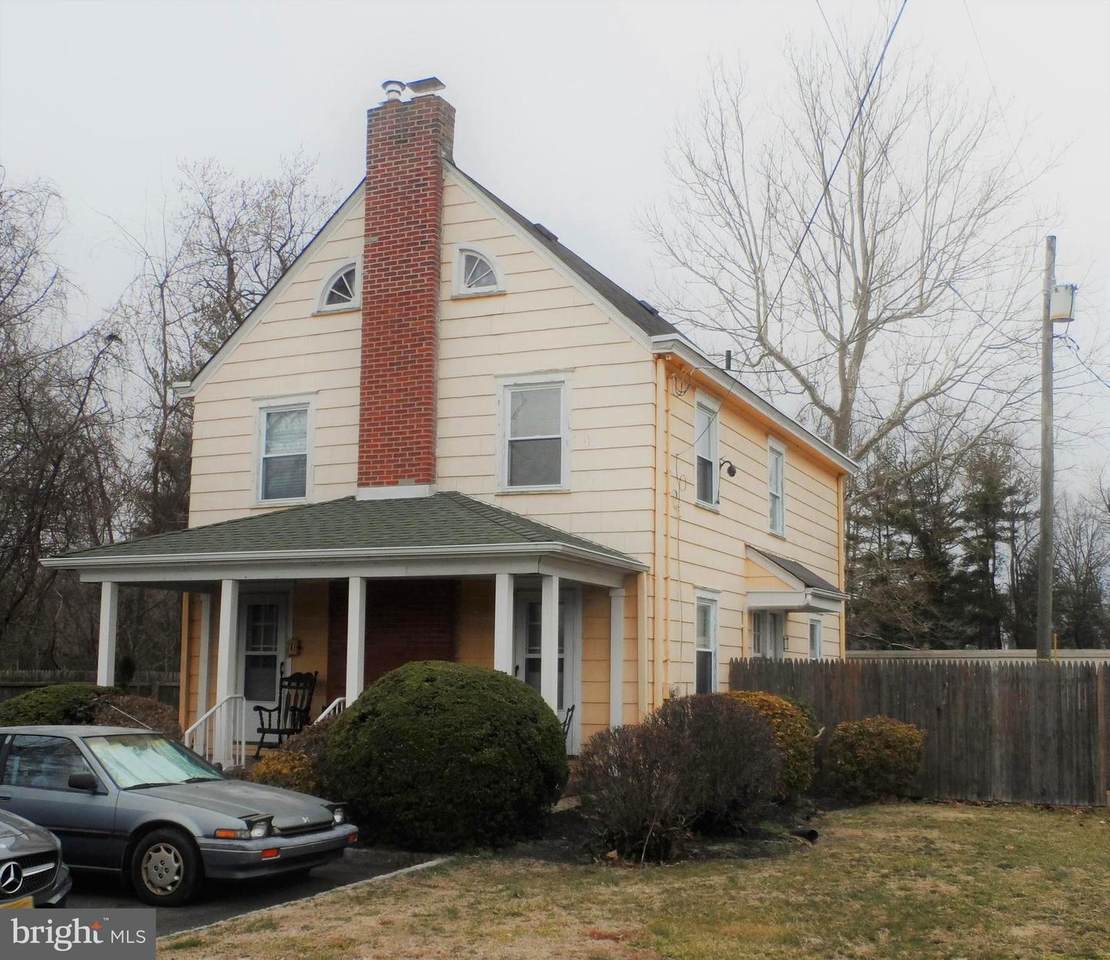 2609 Brunswick Avenue - Photo 1