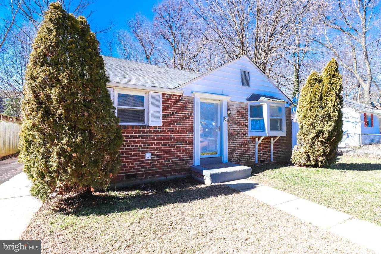 4010 73RD Avenue - Photo 1