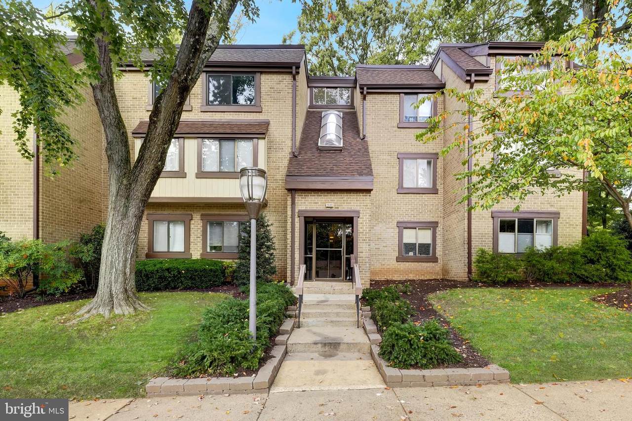 1646 Parkcrest Circle - Photo 1