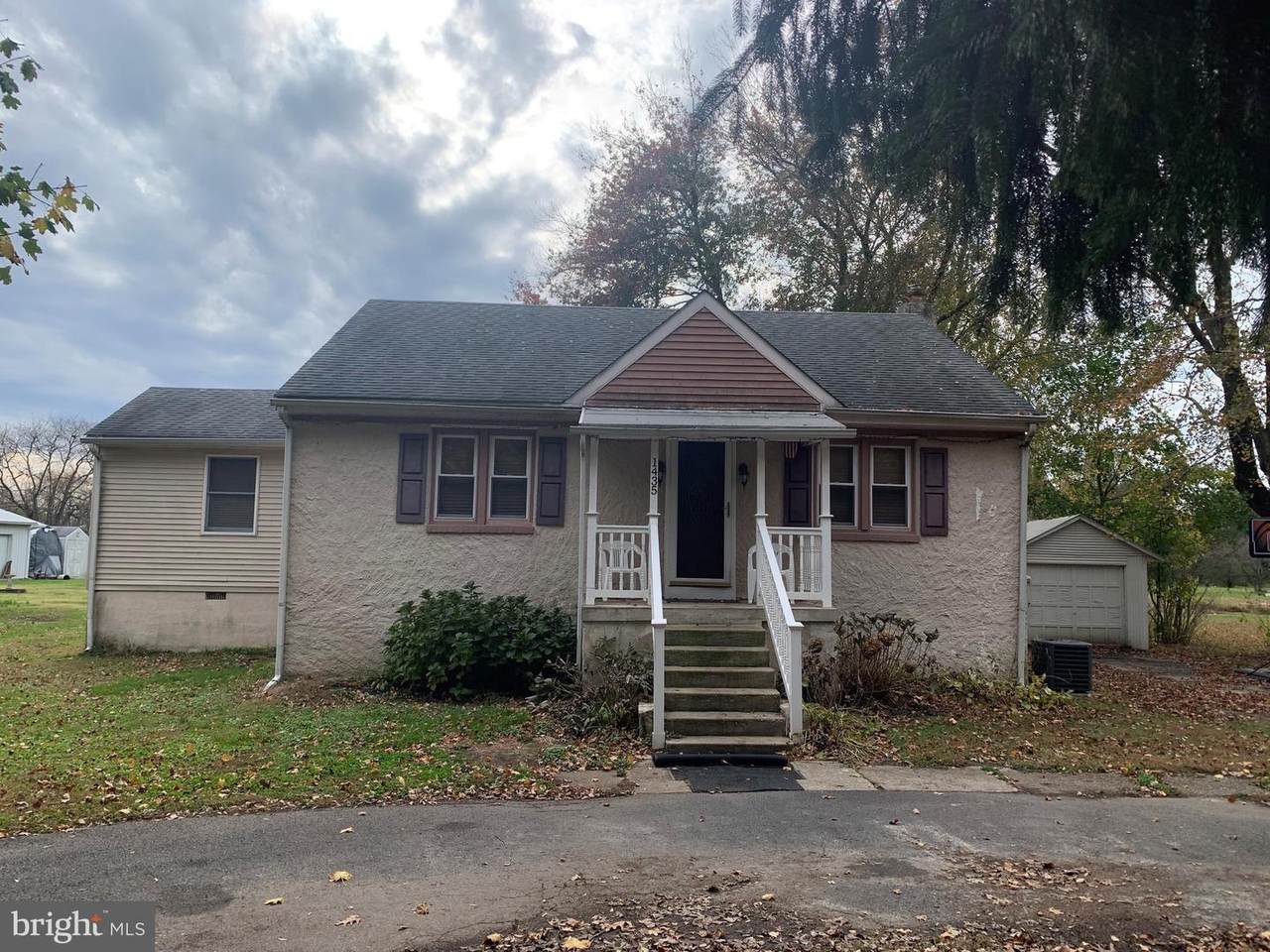 1435 Main Street - Photo 1