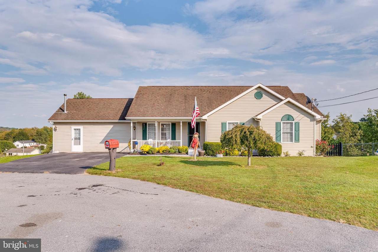376 Corvette Drive - Photo 1
