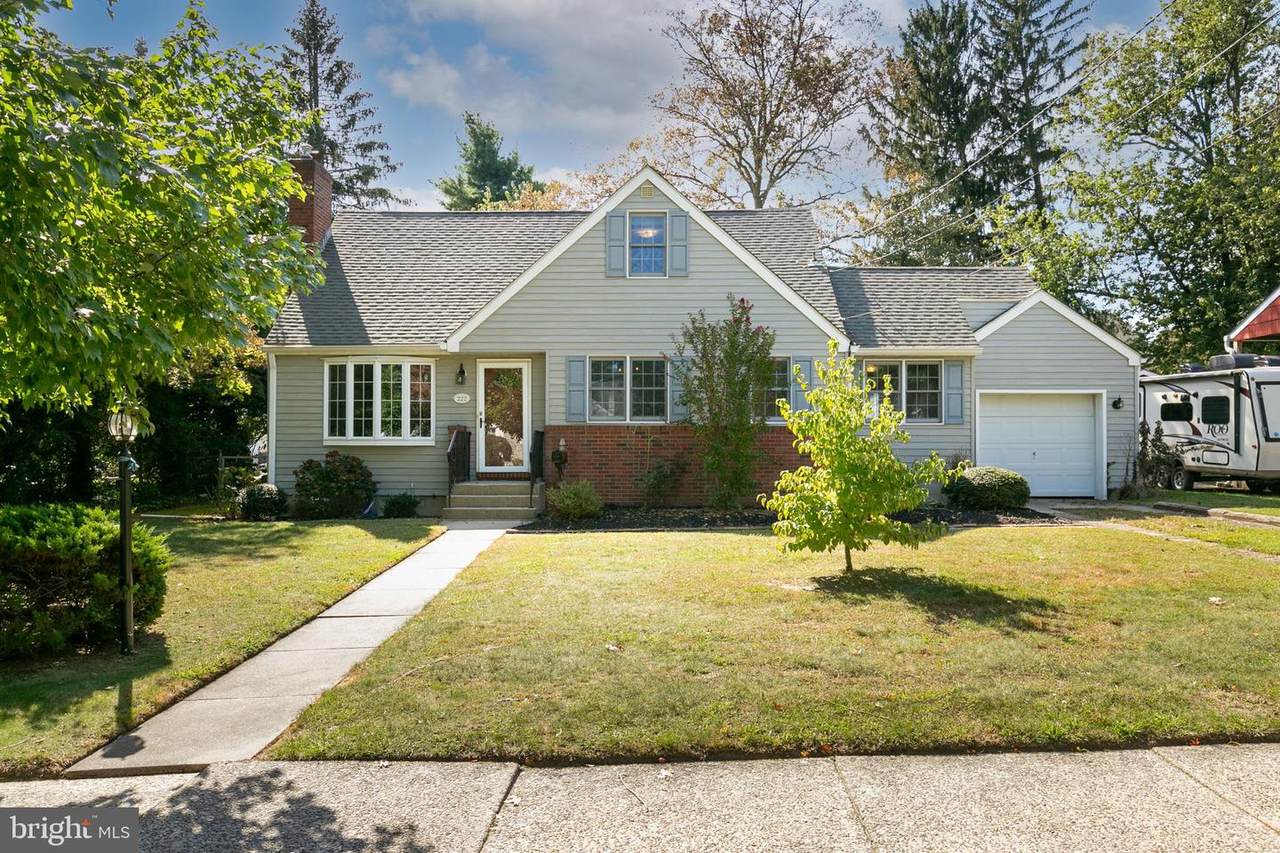 222 Pembrook Avenue - Photo 1