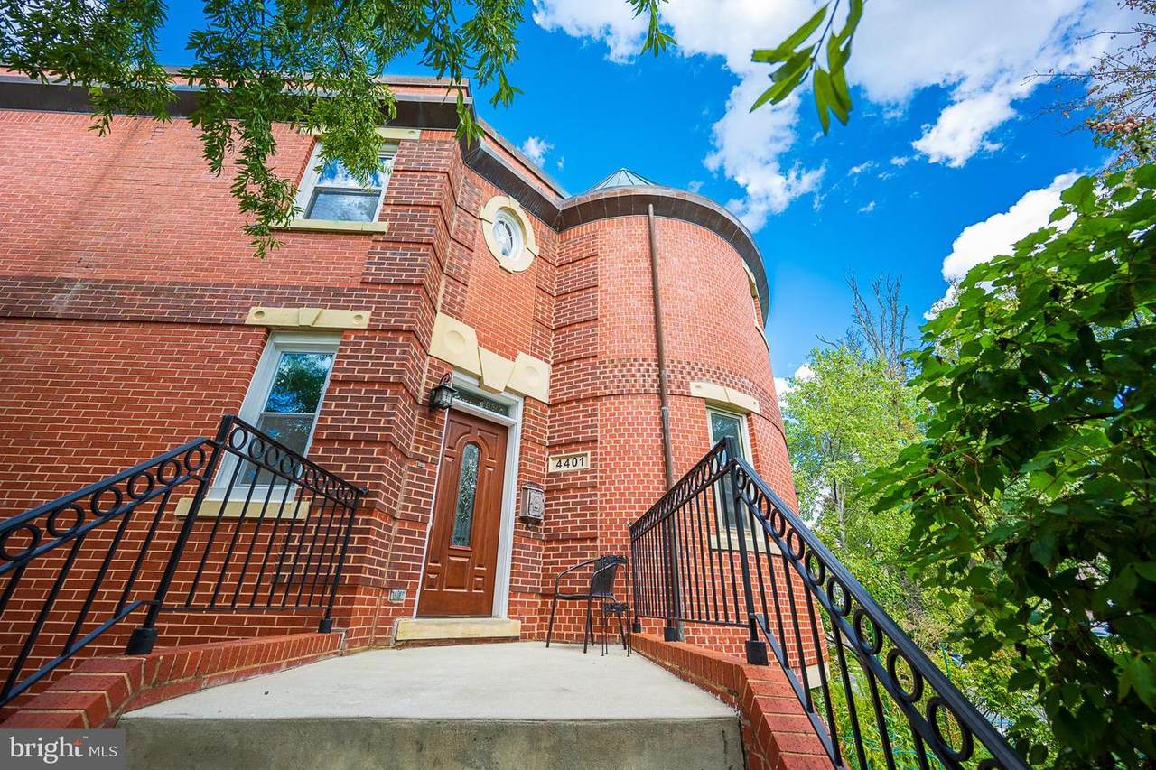 4401 Macarthur Boulevard - Photo 1