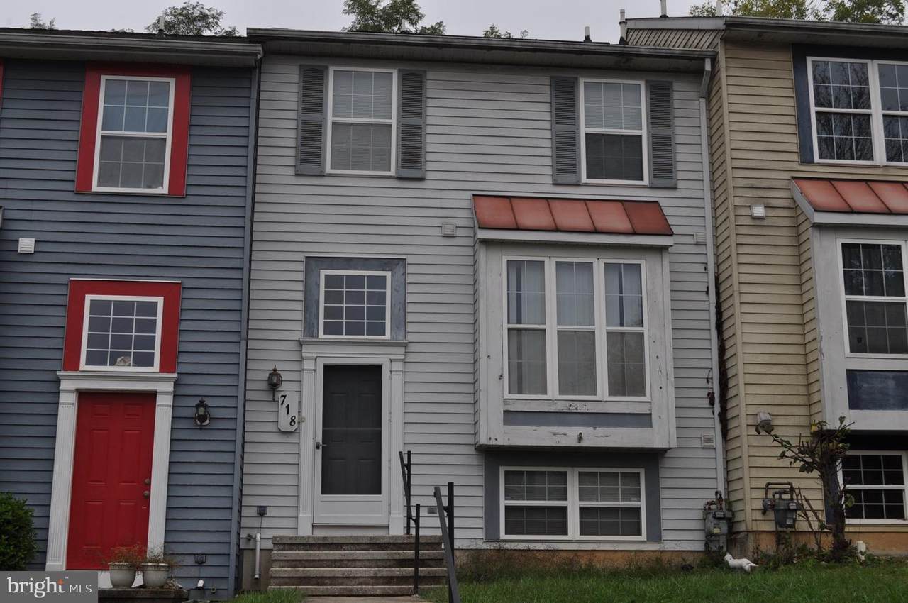 718 Mulligan Lane - Photo 1
