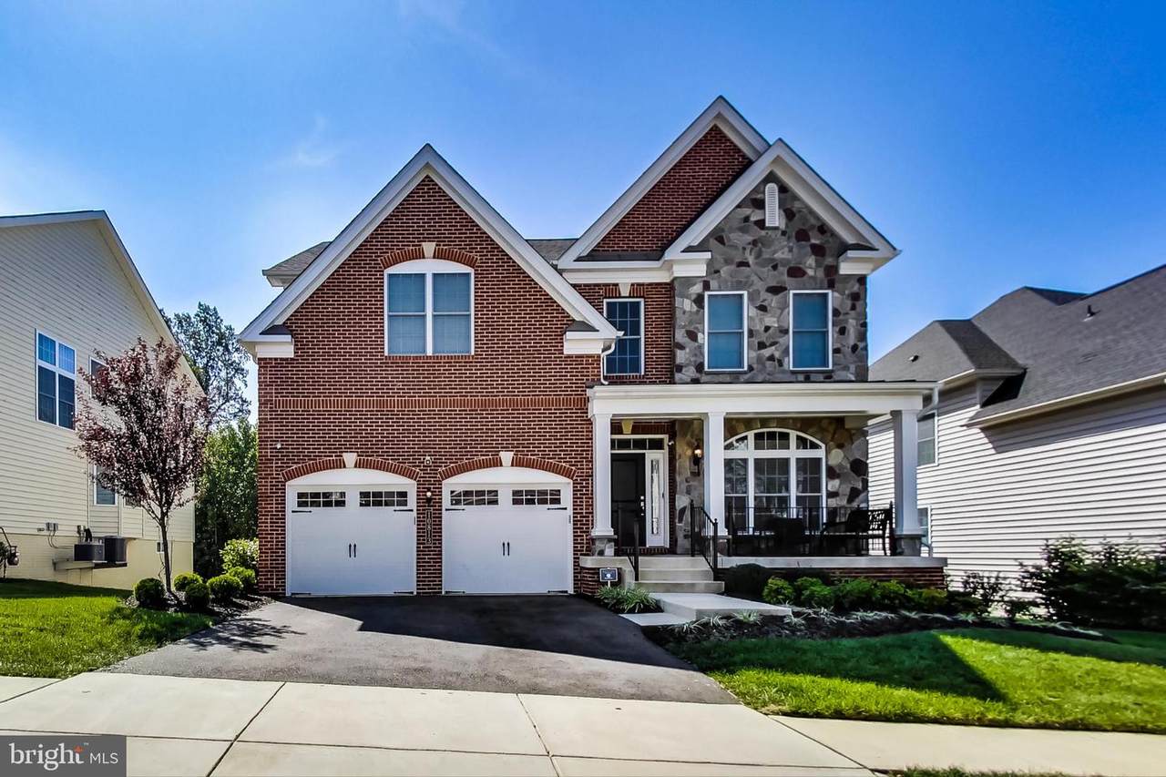 10813 Flying Change Court - Photo 1