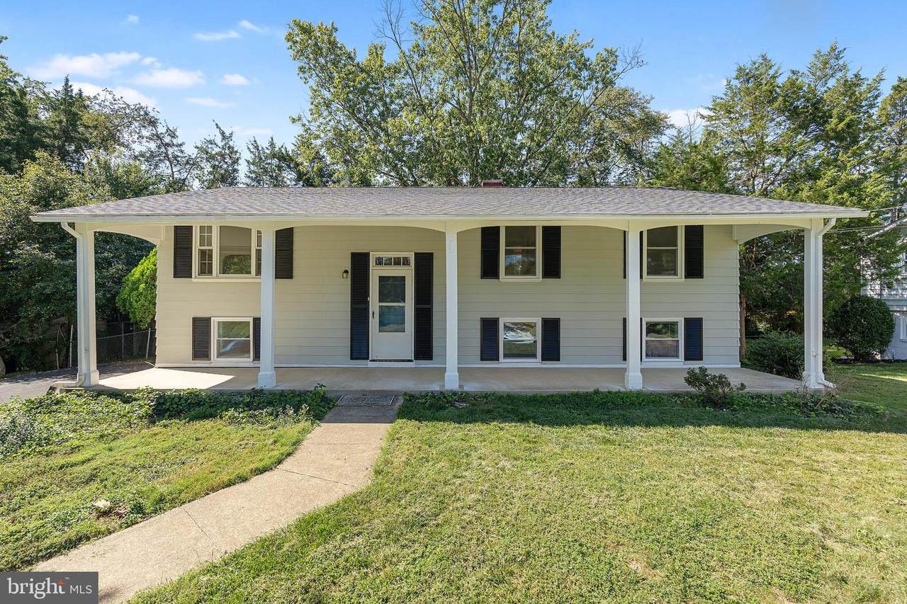7924 Bayberry Drive - Photo 1