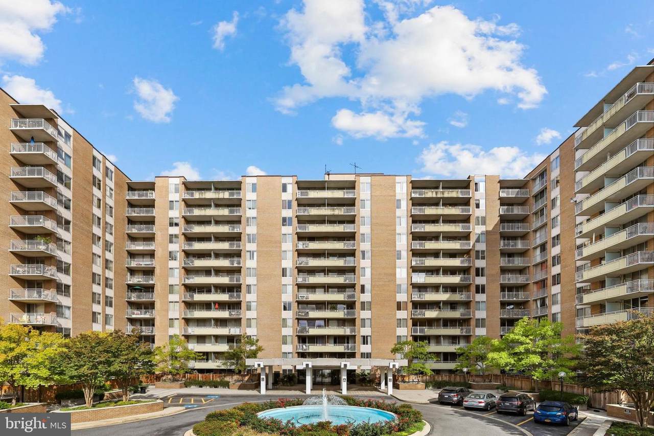3001 Veazey Terrace - Photo 1