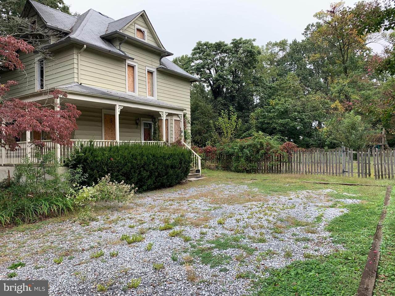 241 Williams Avenue - Photo 1