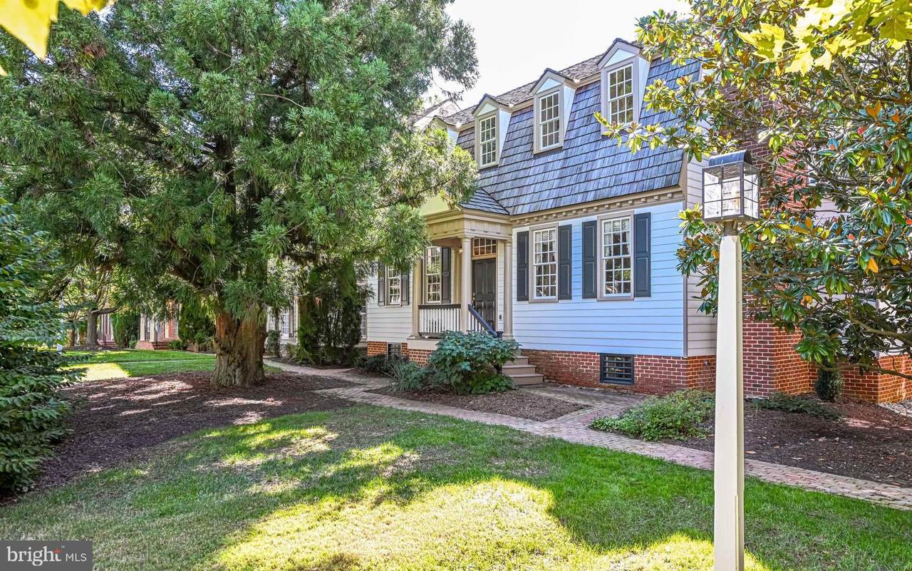 9854 Palace Green Way - Photo 1