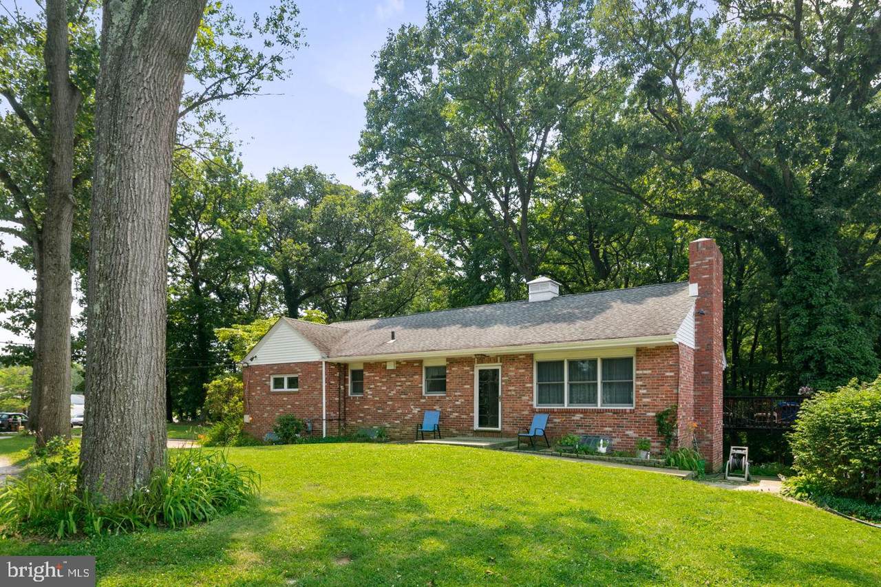 808 Davis Road - Photo 1