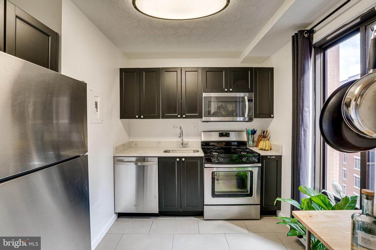 1440 N Street - Photo 1