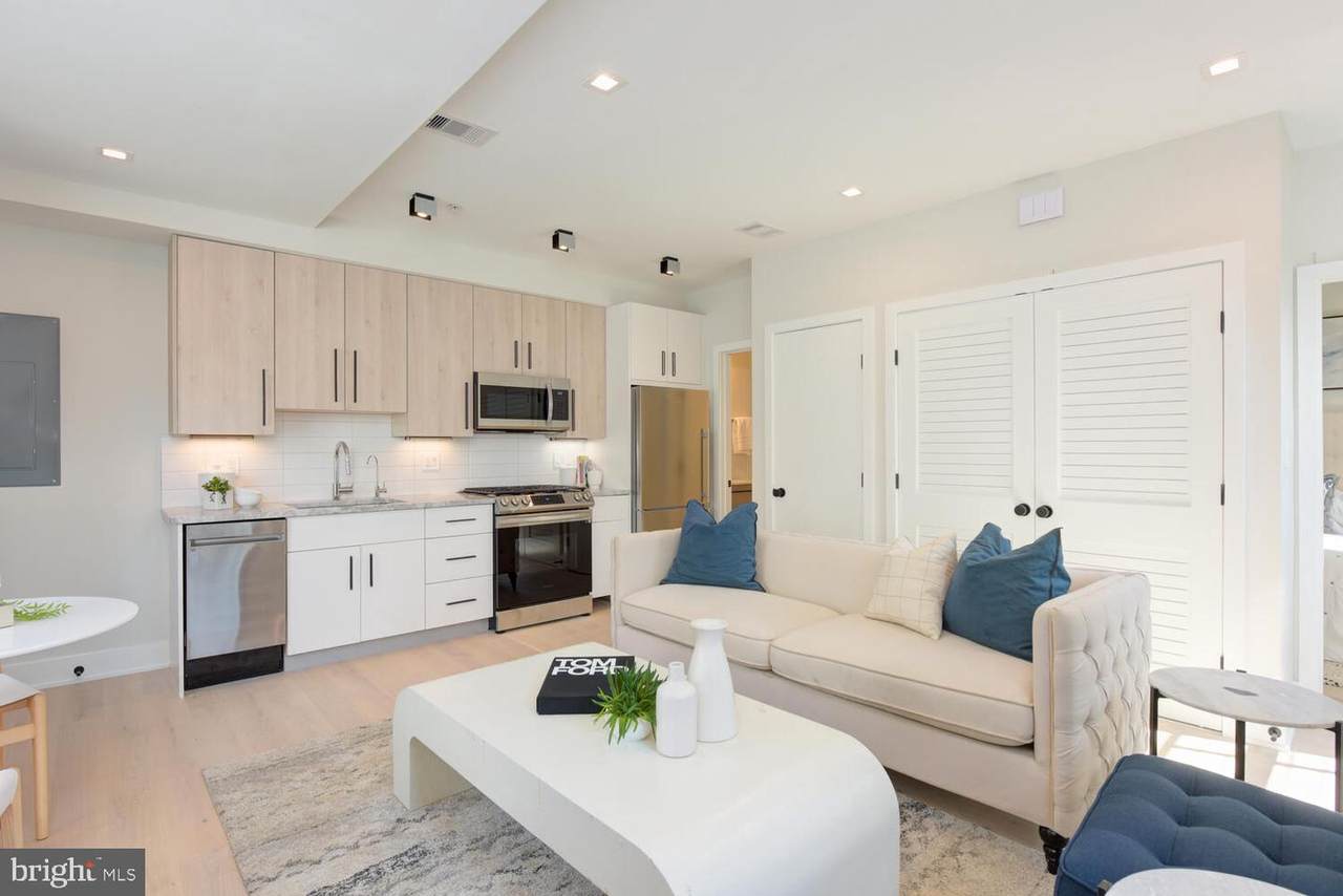 3127 12TH Street - Photo 1