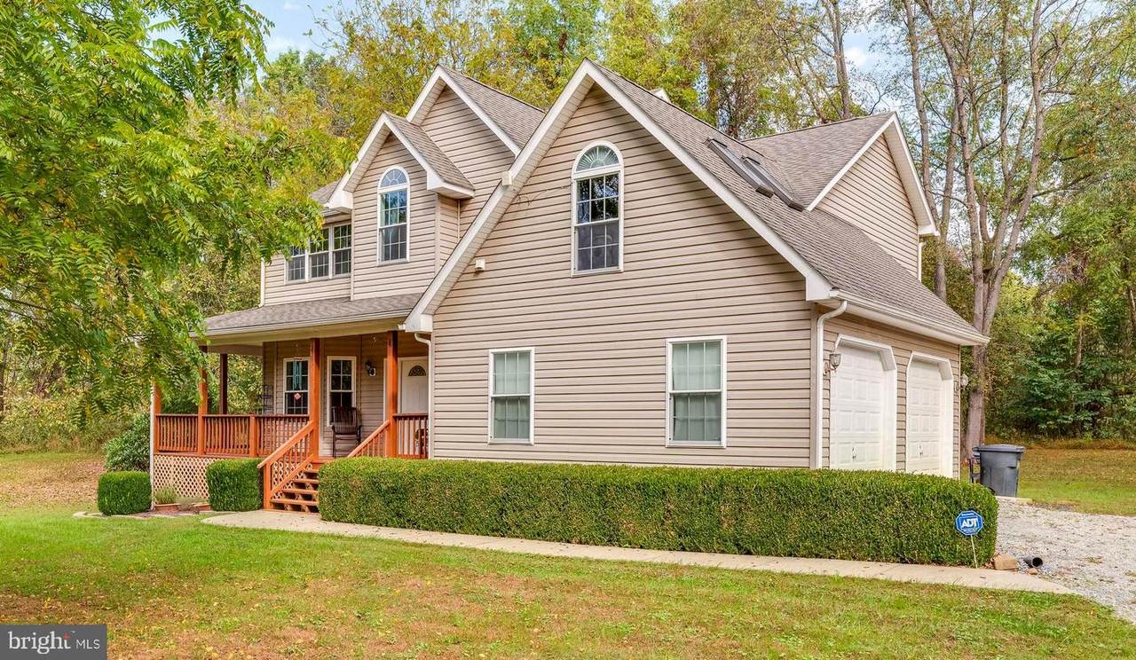 126 Riverside Drive - Photo 1