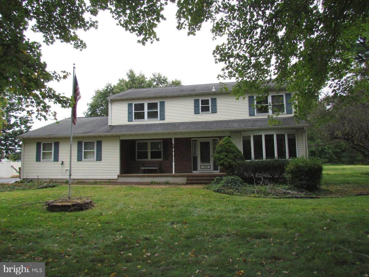 195 South Lane - Photo 1