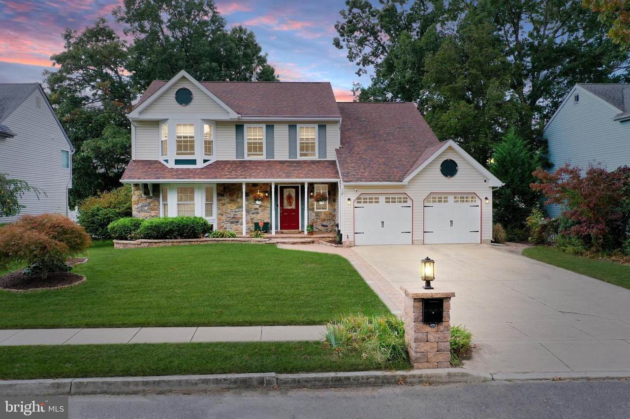 42 Annapolis Drive - Photo 1