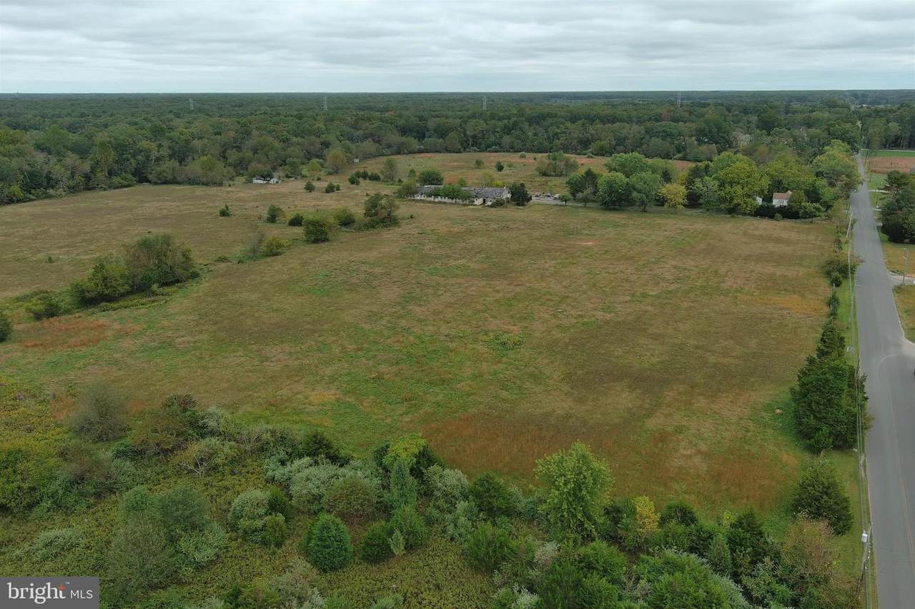 935 Dutch Mill Road - Photo 1