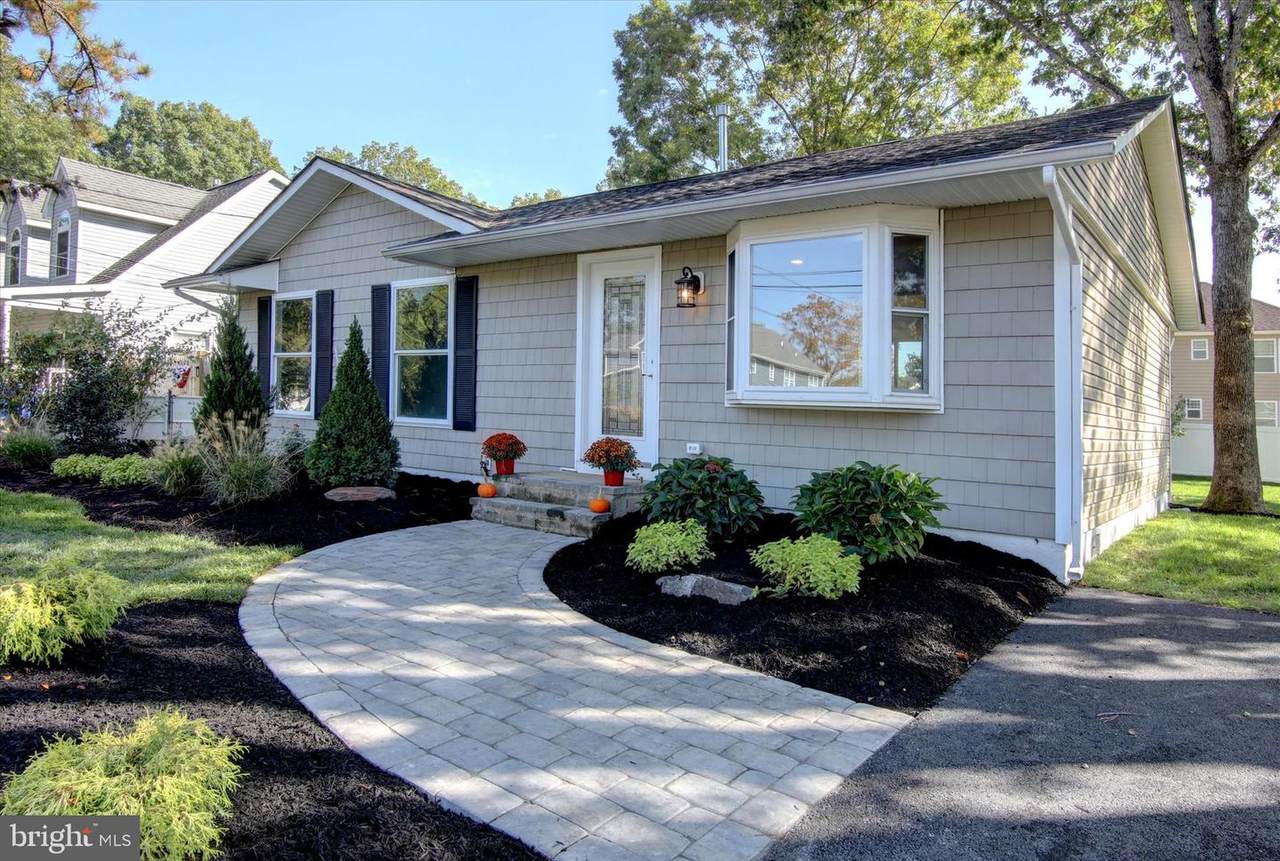 139 Bosun Avenue - Photo 1
