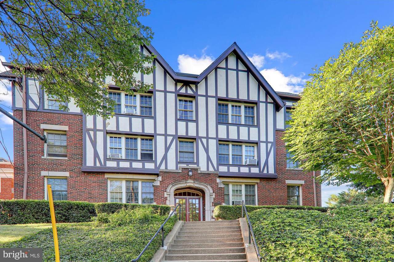 3001 Porter Street - Photo 1