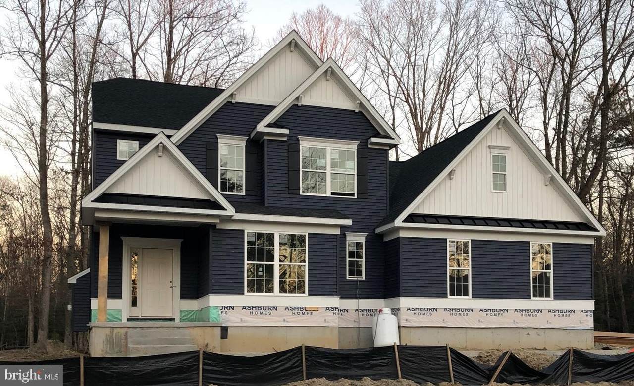 24034 Lincoln Drive - Photo 1