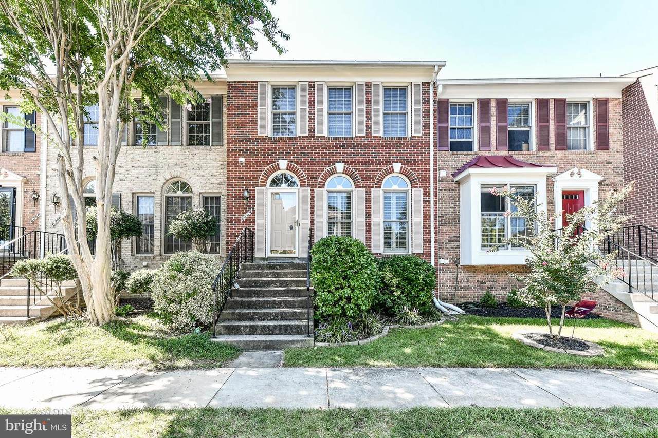 6264 Walkers Croft Way - Photo 1