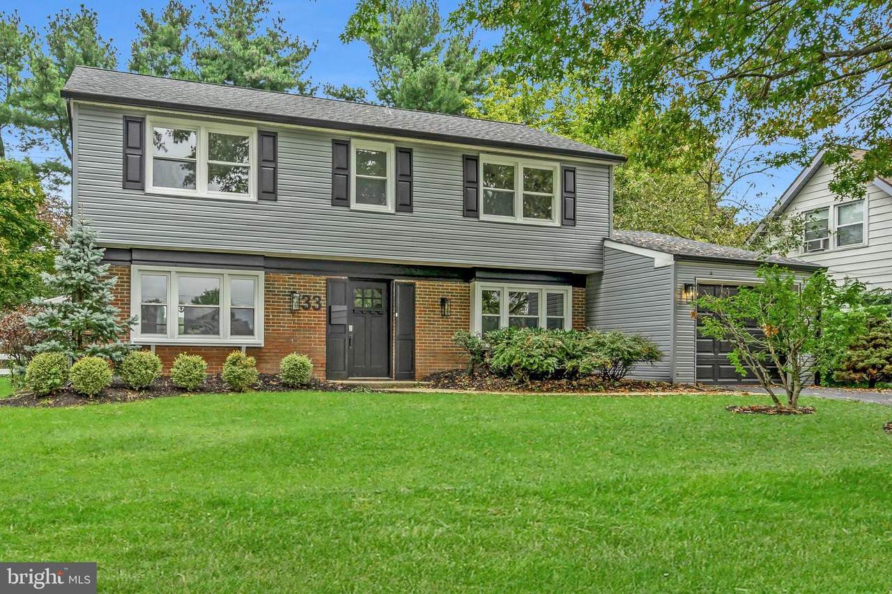 33 Melville Lane - Photo 1